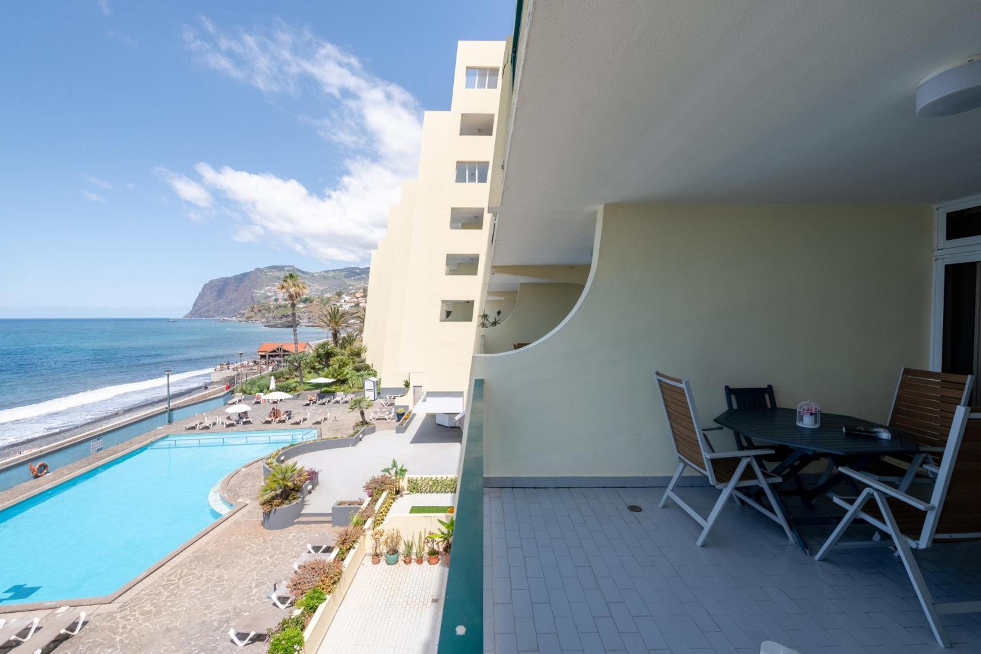 Atlantic View Apartment At Formosa Beach Funchal  Exterior foto