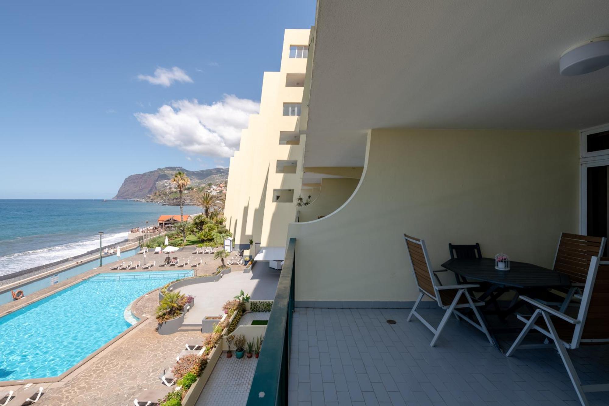 Atlantic View Apartment At Formosa Beach Funchal  Exterior foto